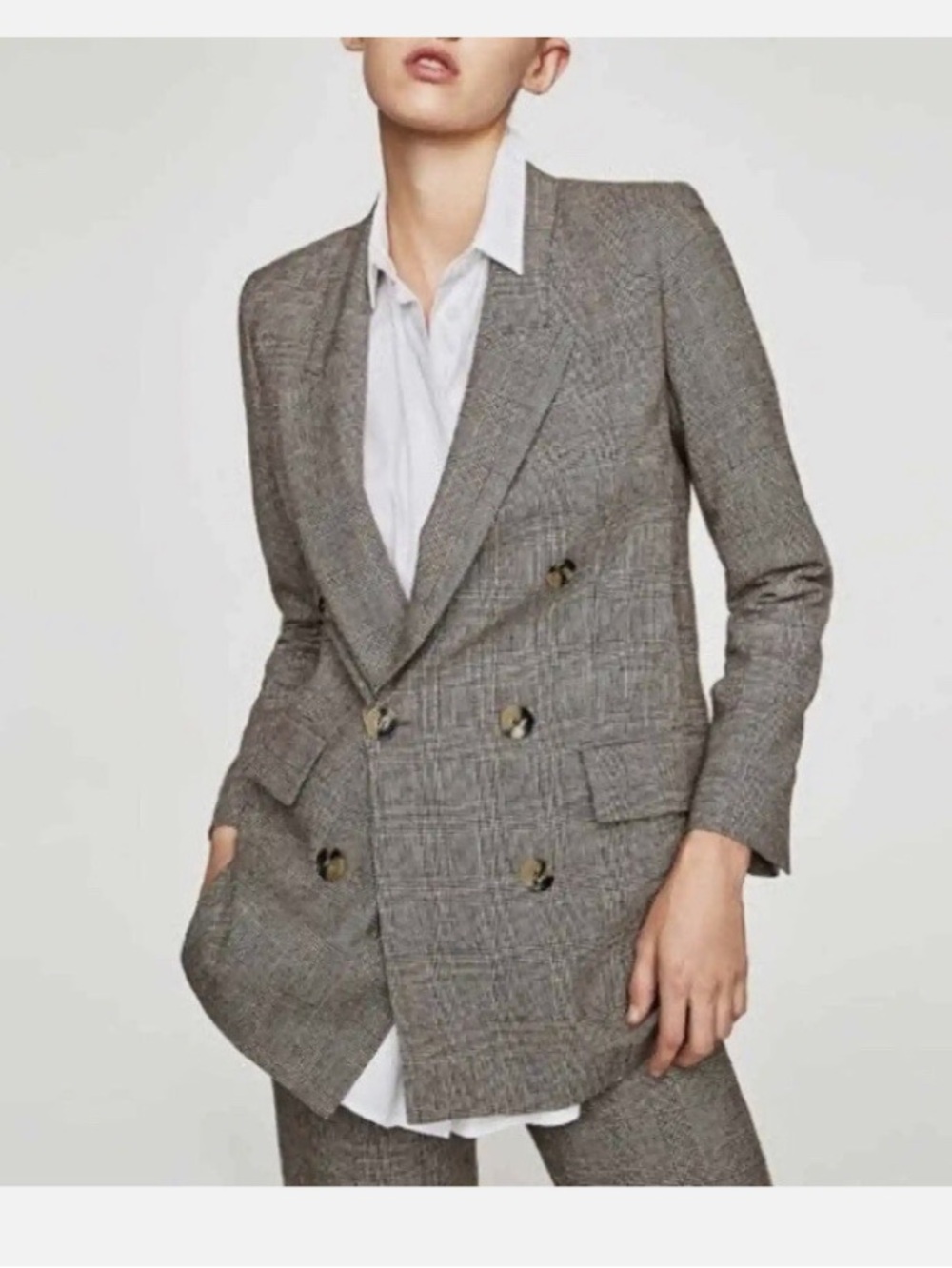 Zara Woman- black & white Plaid Double-Breasted Blazer. Like new